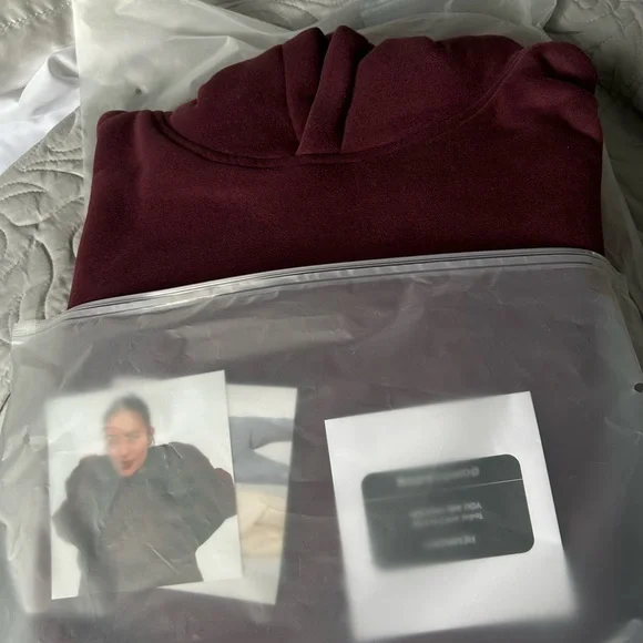 COMFRT  Maroon sweatset - Picture 8 of 8